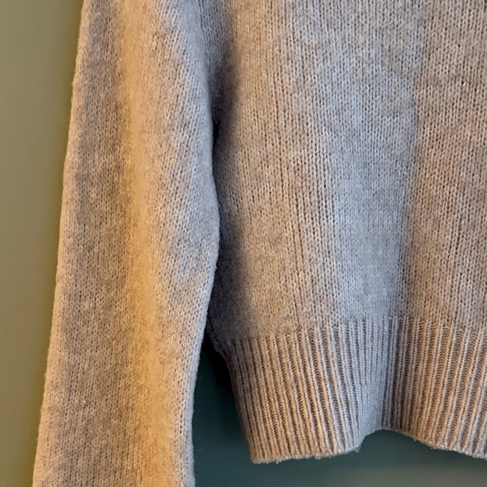 CLUB MONACO Crew Neck Sweater size XS - Picture 10 of 16